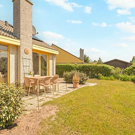 Casa vacanze Detached Beautiful In *
